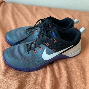 Nike Metcon 1 Size 12 Black Cool Grey Purple Mens
